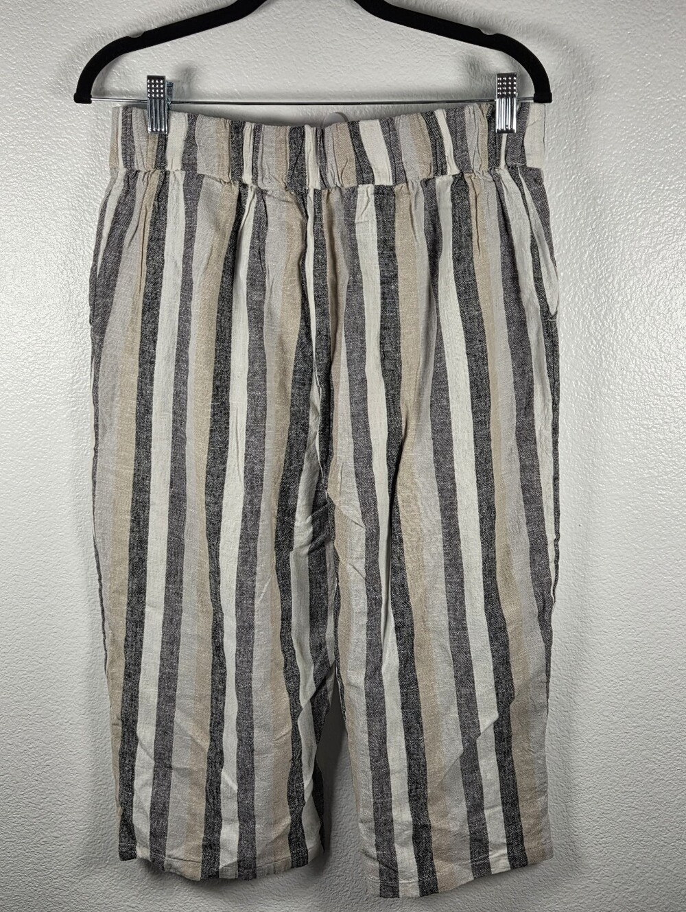 naturals d&co. Women's Size Small Striped Linen Blend Shorts—Beige, Black, Cream - Picture 5 of 9